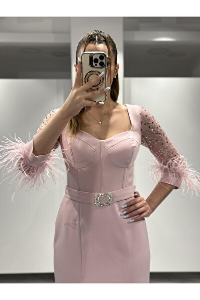 Kaleiçi Yıldızlar Pudra Önü Taş Kemer Detaylı Yırtmaçlı Uzun Trasnparan Kollu Abiye Elbise EN5260