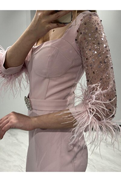 Kaleiçi Yıldızlar Pudra Önü Taş Kemer Detaylı Yırtmaçlı Uzun Trasnparan Kollu Abiye Elbise EN5260