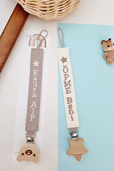 BABYHANDLOVE 2'Lİ İsimli Ahşap Klipsli  Bebek Emzik Askısı (1 adet İSİMLİ 1 a...