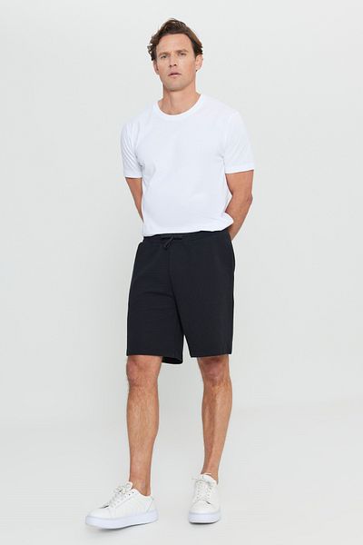 AC&Co / Altınyıldız Classics Ανδρικό μαύρο βαμβακερό πλεκτό σορτς κανονικής εφαρμογής με δεμένη μέση με πλαϊνές τσέπες