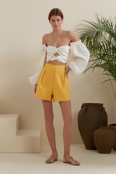 Dahlia Bianca Veronica Şort