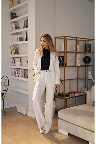 Rabia Çelik Kadın Beyaz Çizgili Yüksek Bel Pantolon Tek Düğmeli Blazer Ceket 2Li Takım Elbise