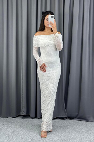 Serica Moda Ekru Madonna Yaka  Dantel Detaylı Tasarım Elbise