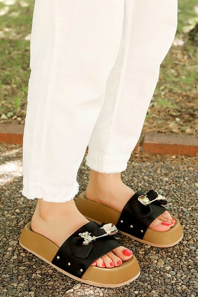 kajal ayakkabı Ji̇nx Buckle Detailed Satin Slippers