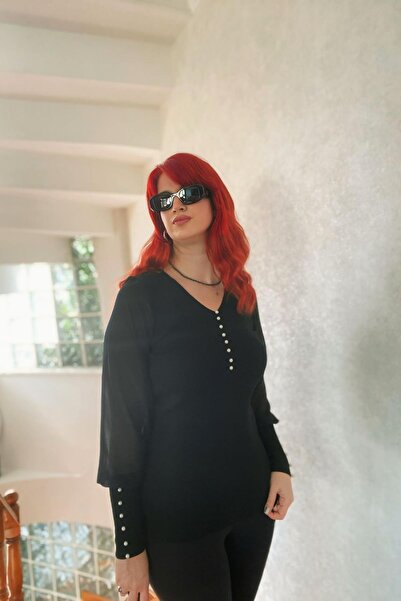 Derya butik Siyah Kolu Tül Detaylı Düğmeli Bluz