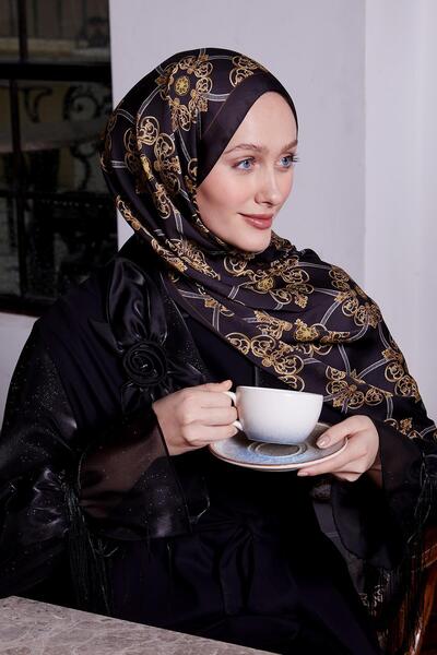 Levidor Gold Baroque Pattern Indian Silk Shawl