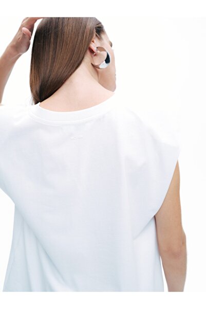 Nocturne V-Neck Padded T-Shirt