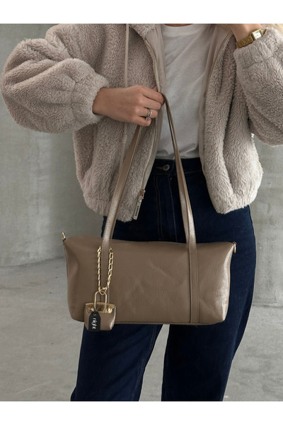 Night حقيبة يد وكتف نسائية من جلد المنك الداكن موديل فانيتا