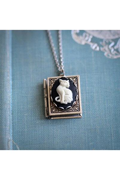 Choice YA0883-1 قلادات نسائية بتصميم قطة قوطية مع قلادة إبداعية من كتاب السحر العتيق مخصصة