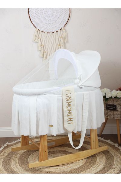 Fun Moment Moses Basket Bed With Wooden Rocking Stand