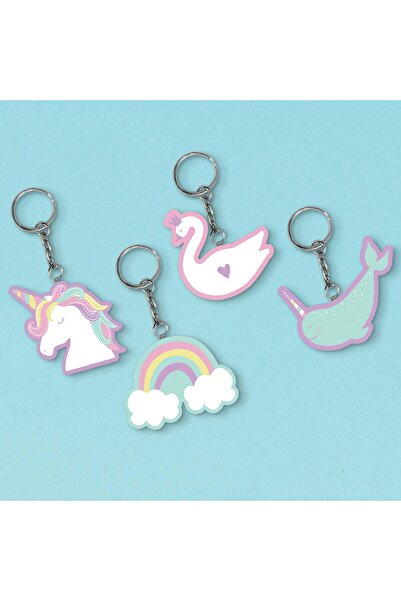 Party Centre سلسلة مفاتيح ذات طابع سحري مكونة من 8 قطع