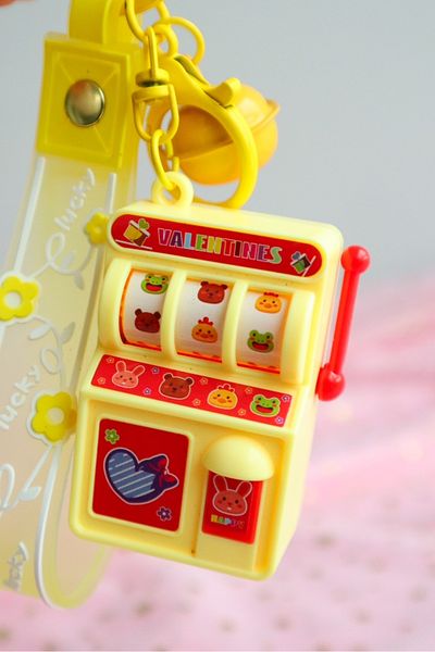 EFBUTİK Yellow Valentines Keychain