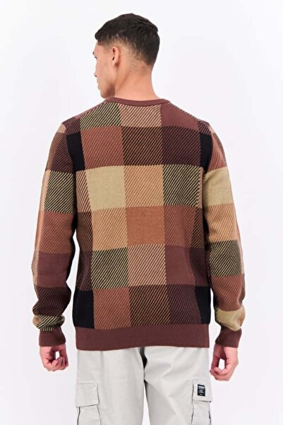Perry Ellis Men Crew Neck Long Sleeves Checkered Sweater, Chocolate
