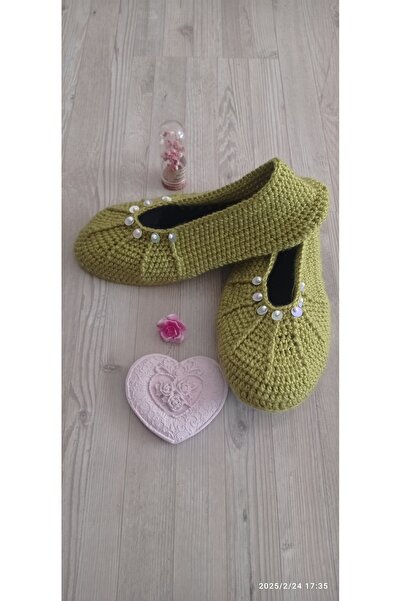 Çalışkan Çocuk KEÇE TABANLI EL ÖRGÜSÜ PATİK