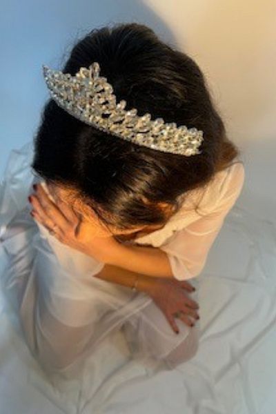 Laranor Silver Color Rhinestone Luxury Princess Design Princess Bridal Henna Engagement Crown