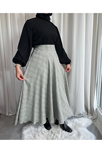 afife Mevlana Model Hijab Full Length Skirt