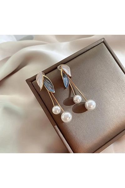 KÜP AKSESUAR Vintage Leaf Pattern Pearls Earrings