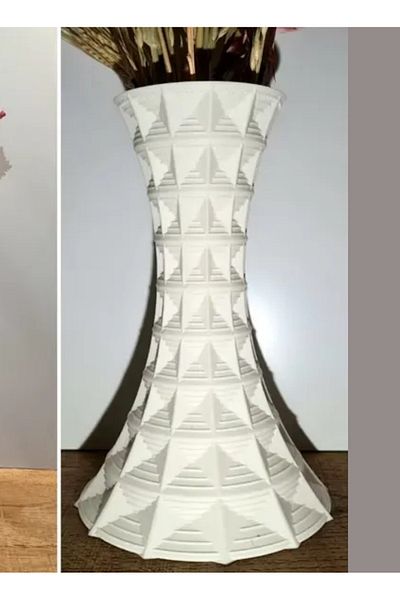 3D Brothers Elegant Faceted Vase - A Stylish Accent for Your Home Decor