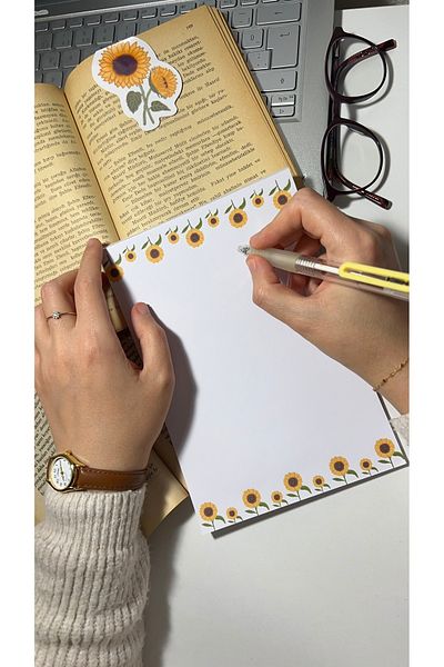 Handeto Kraft Sunflower Themed Notepad - Check Pluck Notebook, Glue Memo Pad, A5 Notebook, Unlined Notepad