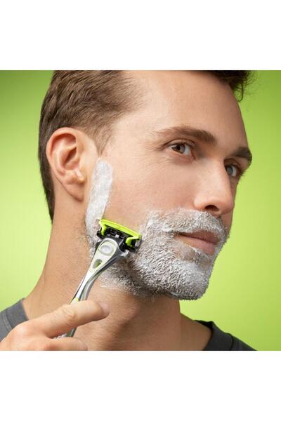 Wilkinson Sword Hydro 5 Sensitive Aloe Vera Razor Blade Handle 4 Refill Cartridges