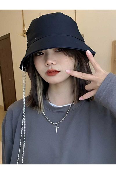 Trenderrs Унисекс шапка с верижка от K Pop