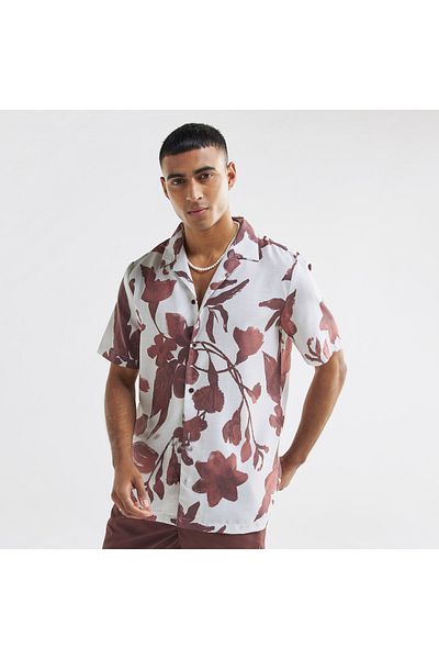 FAV All-over Floral Print Shirt With Camp Collar And Short Sleeves