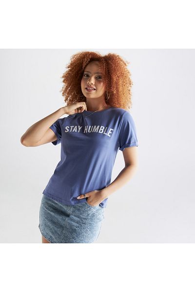 FAV Typography Print T-shirt With Crew Neck And Short Sleeves