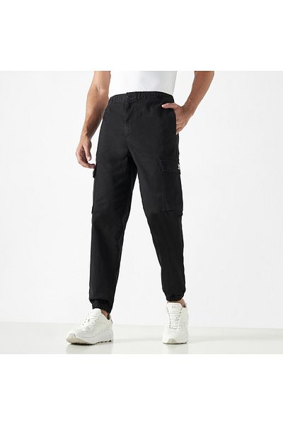 ECKO Unltd Solid Cargo Pants With Pockets