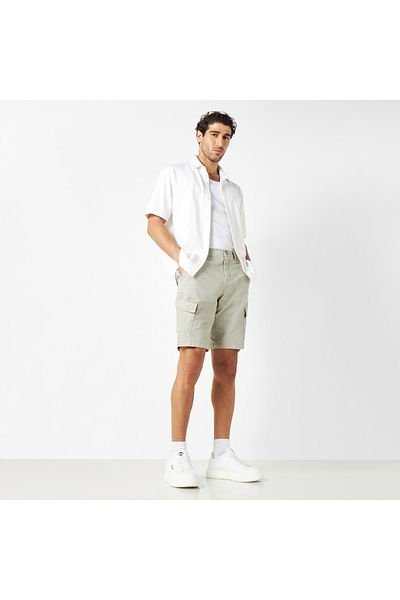 ECKO Unltd Solid Relaxed Fit Cargo Shorts With Button Closure