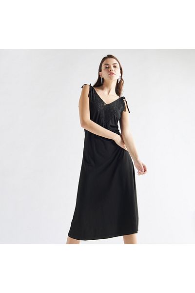 FAV Lace Detail Sleeveless Dress With V-neck And Tie-ups