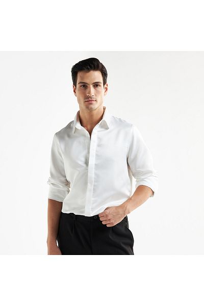 FAV Shirt With Embellished Collar And Long Sleeves
