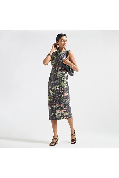 FAV All-over Print Sleeveless Bodycon Dress