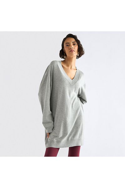 FAV V-neck Sweater With Long Sleeves