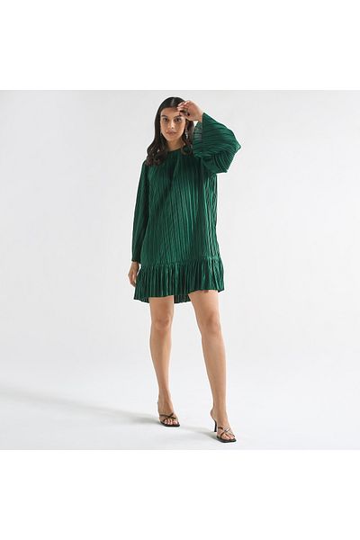 FAV Pleated A-line Dress With Flared Sleeves And Round Neck