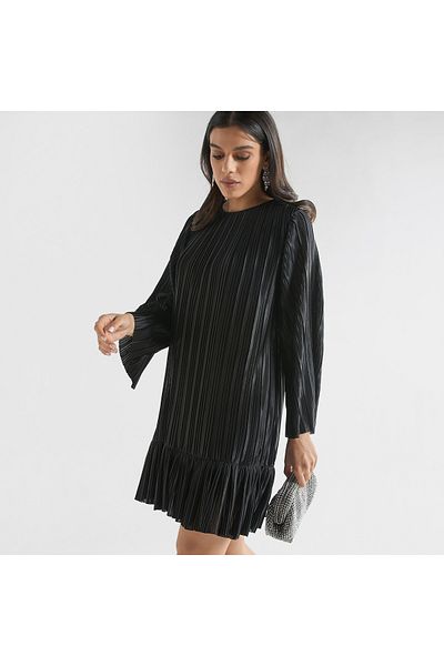 FAV Pleated A-line Dress With Flared Sleeves And Round Neck