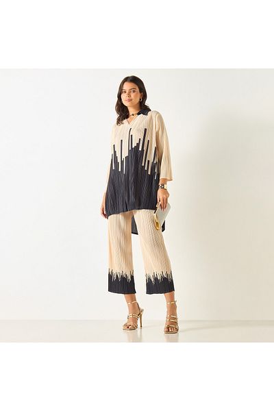 2Xtremz Printed High-low Top With Collar And 3/4 Sleeves