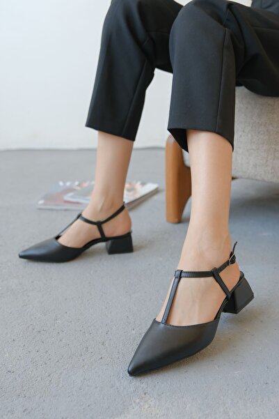 MODAADAM Pantofi Moment pentru damă cu toc mic - negri