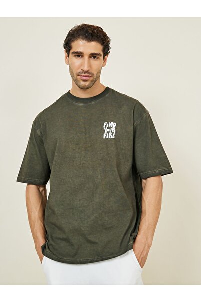 Styli Oversized Acid Wash Find Your Fire Chest Print T-shirt