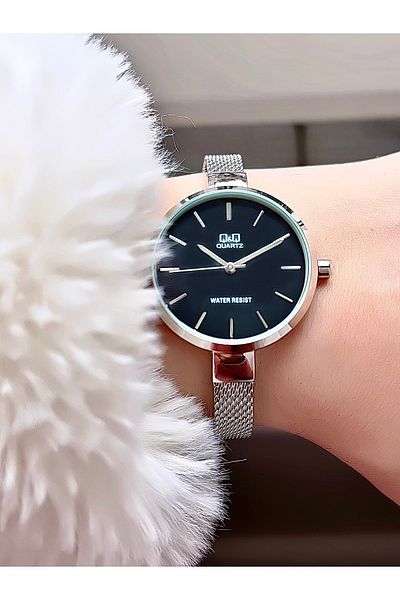 Q&Q Women's Straw Cord Wristwatch