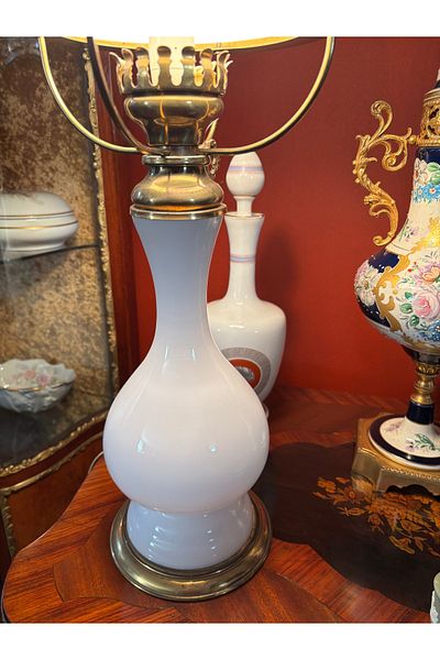 tayfuntufan antika koleksiyon European Lampshade of Opaline and Brass, 57 cm Tall