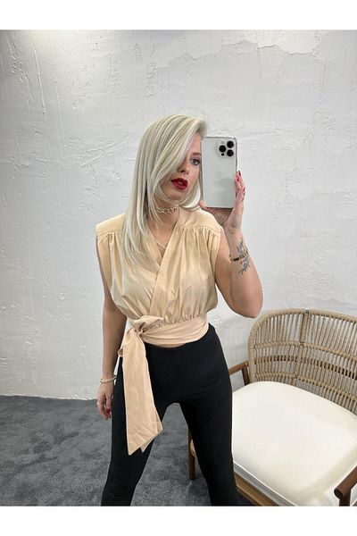 leyla sanat sanata yeni bir bakış açısı Blouse - Regular fit