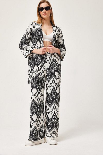 CALİENTE Patterned Crinkle Kimono Trousers Double Set Black
