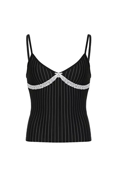 köstebek kadıköy Beyaz Dantelli Şeritli Askılı Bluz