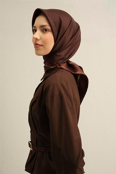 Armine Φουλάρι με σχέδιο από καθαρό μεταξωτό Twill Μοντέλο: 9301-81
