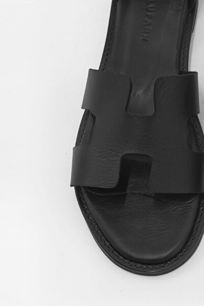 NILUFARR Genuine Leather Women's Black Sandals - Hero