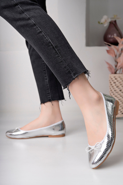 ALPODİ ΓΥΝΑΙΚΕΙΑ ΟΡΘΟΠΕΔΙΚΗ ΣΟΛΑ ΜΑΛΑΚΗ ΜΠΑΛΑΦΟΝΤΑ