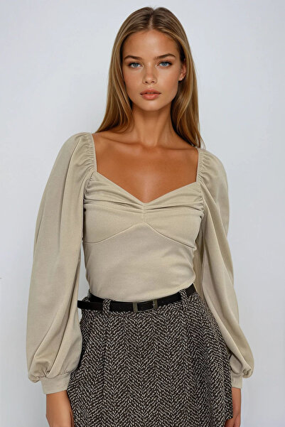 VAGGON Жіноча блуза з каменем на комірі, рукавами з драпіруванням, в'язана Prmx12963