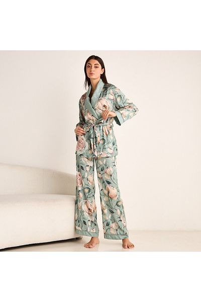 FAV Floral Print Robe and Pyjama Set