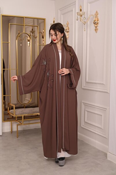 MAY MARA Plus Size Abaya with Embroidered Detail on the Bust
