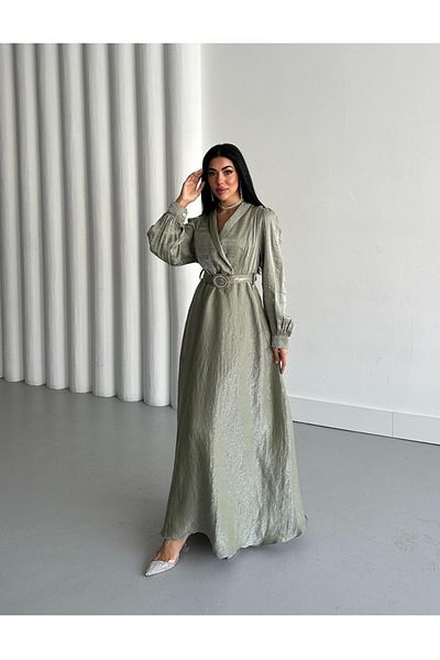MAY MARA ROCHIE DE SEARĂ DETALIE CU DOUĂ PIEPTURI DE FEMEI